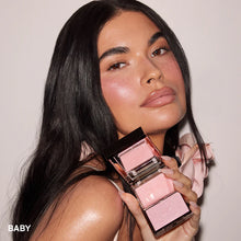 Cargar imagen en el visor de la galería, Patrick Ta Major Glow Crème & Powder Light Reflecting Translucent Highlighter Duo