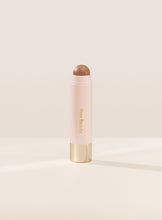 Cargar imagen en el visor de la galería, Rare Beauty Warm Wishes Effortless Bronzer Stick