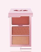 Cargar imagen en el visor de la galería, ONE/SIZE by Patrick Starrr Cheek Clapper 3D Blush Trio Palette