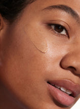 Cargar imagen en el visor de la galería, SUPERGOOP! GLOWSCREEN SUNSCREEN BROAD SPECTRUM SPF 40 (PREBASE DE MAQUILLAJE)