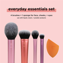 Cargar imagen en el visor de la galería, REAL TECHNIQUES Everyday Essentials Makeup Brush Set