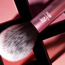 Cargar imagen en el visor de la galería, Real Techniques Ultra Plush Blush Makeup Brush