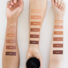 Cargar imagen en el visor de la galería, Saie Sun Melt Natural Cream Bronzer