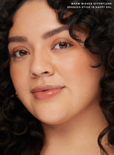 Cargar imagen en el visor de la galería, Rare Beauty Warm Wishes Effortless Bronzer Stick
