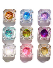 Cargar imagen en el visor de la galería, DANESA MYRICKS INFINITE CHROME FLAKES (hojuelas para ojos)