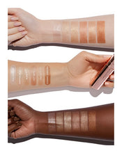 Cargar imagen en el visor de la galería, ANASTASIA BEVERLLY HILLS STICK HIGHLITHER (iluminador en barra)