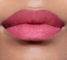 Cargar imagen en el visor de la galería, DIOR ADDICT LIP GLOW
