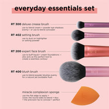 Cargar imagen en el visor de la galería, REAL TECHNIQUES Everyday Essentials Makeup Brush Set
