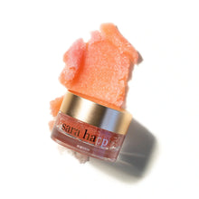 Cargar imagen en el visor de la galería, SARA HAPP THE LIP SCRUB
