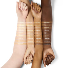 Cargar imagen en el visor de la galería, ELF Soft Glam Satin Concealer
