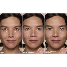Cargar imagen en el visor de la galería, ELF  Brightening Corrector
