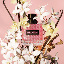 Cargar imagen en el visor de la galería, VALENTINO DONNA BORN IN ROMA EAU DE PARFUM
